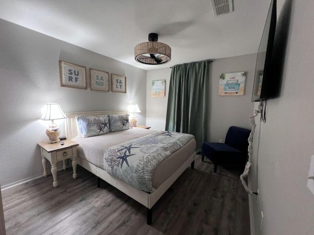 Apartment Perfect Place For Your Crowd Sleep 10 In Pcb Panama City Beach