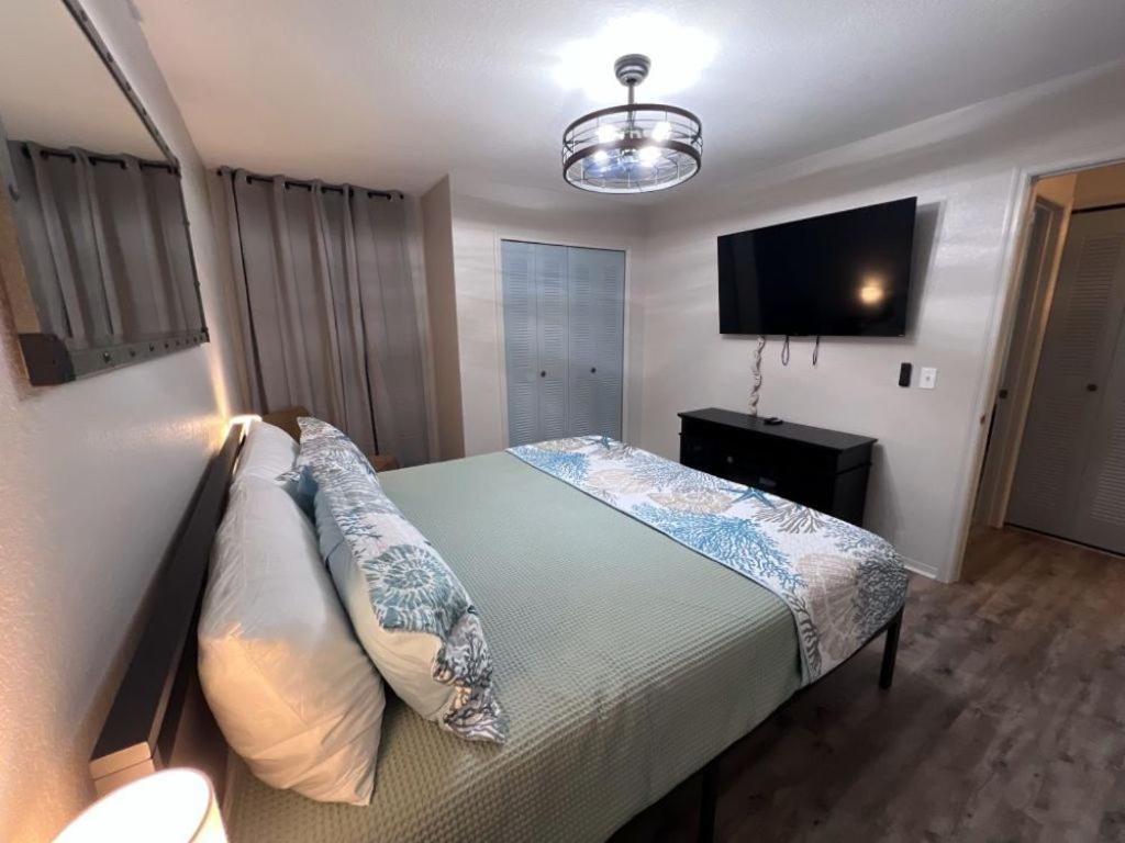 Perfect Place For Your Crowd Sleep 10 In Pcb * Panama City Beach